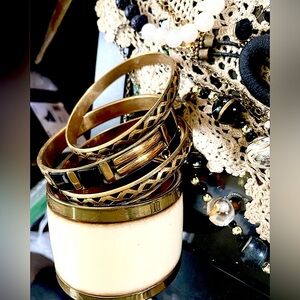 Gorgeous 15pc Boutique Black & Gold Assorted Jewelry Items Trophy Mob Wife 80’s